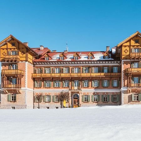 Guesthouse - Cultural Center Gustav Mahler Toblach Exteriör bild