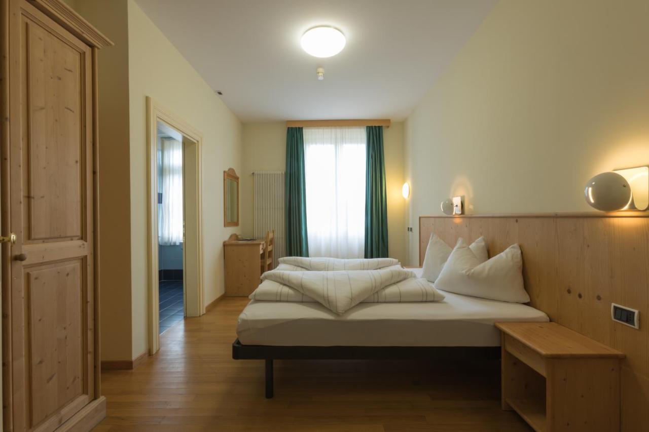 Guesthouse - Cultural Center Gustav Mahler Toblach Exteriör bild